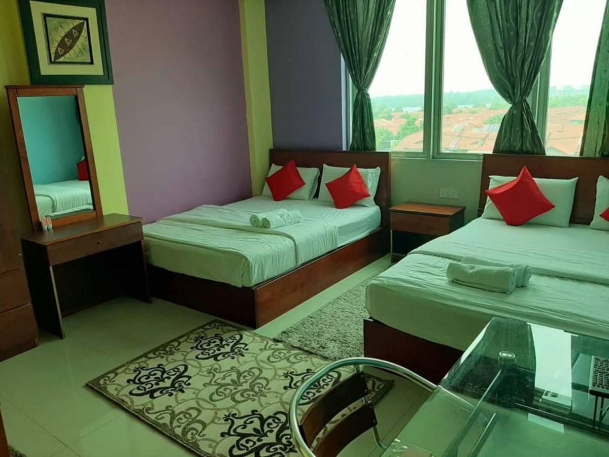 Saujana City Hotel Bandar Saujana Putra Esterno foto