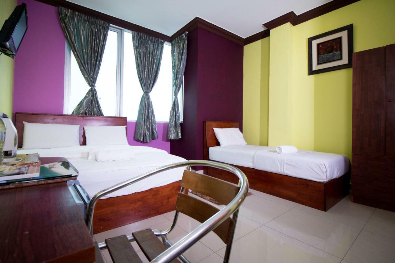 Saujana City Hotel Bandar Saujana Putra Esterno foto