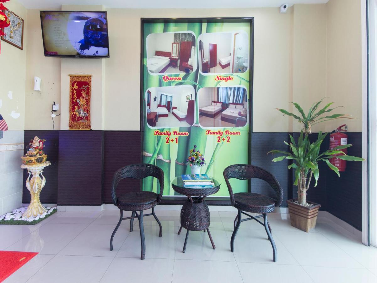 Saujana City Hotel Bandar Saujana Putra Esterno foto